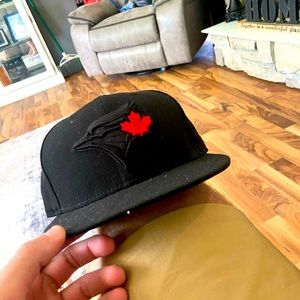 Toronto blue jays hat size 7 1/4